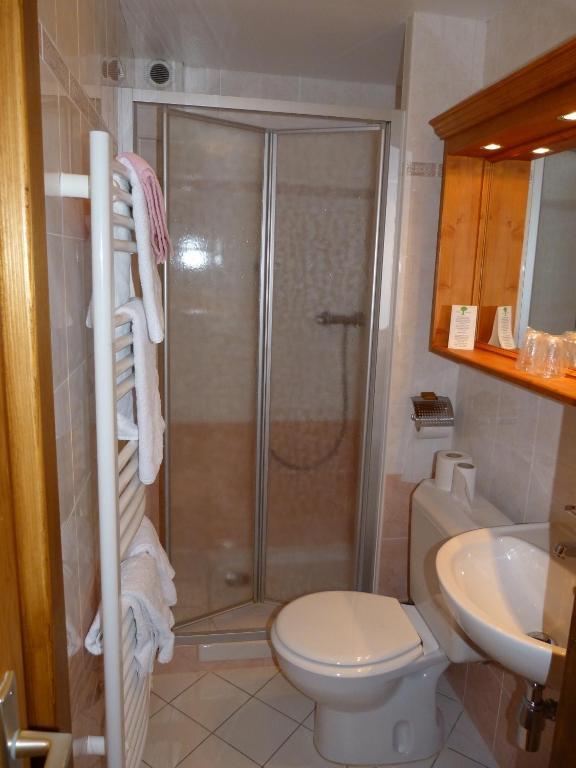 Hotel Belalp Шатель Номер фото